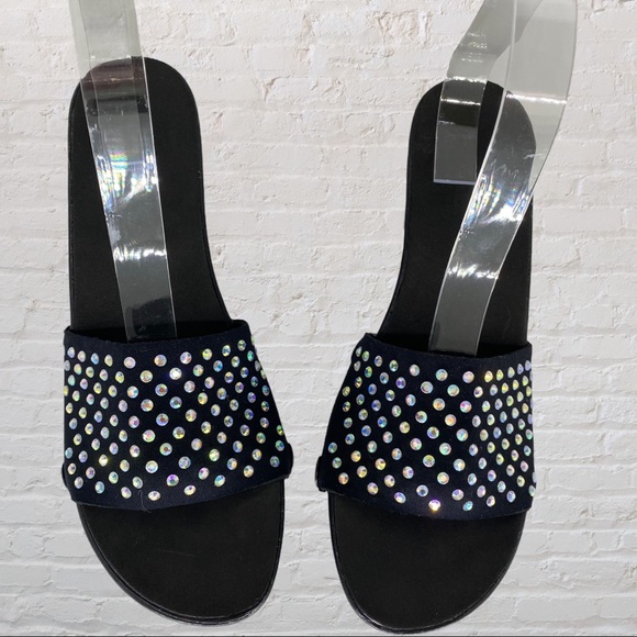 Onesole Snappy Sparkly clip on slide sandals - Picture 7 of 7